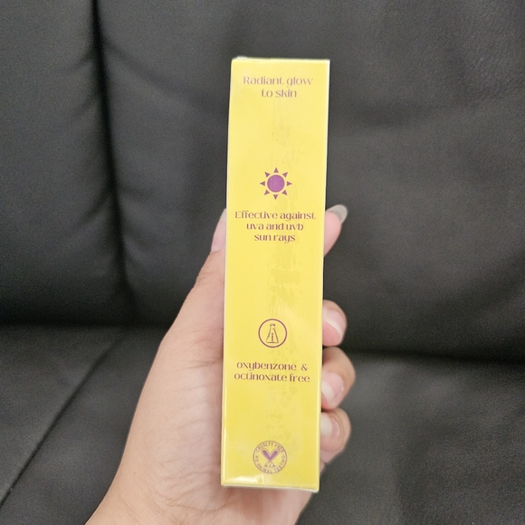 New❗️Feelin Myself Glow Sunscreen SPF 50+++ - Picture 3 of 5